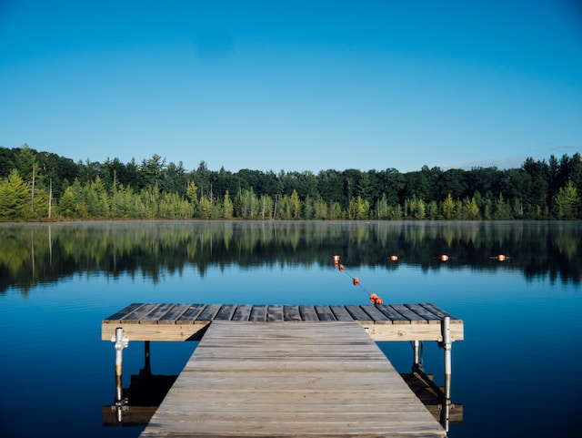Viaggio incentive al lago: rilassati con il panorama