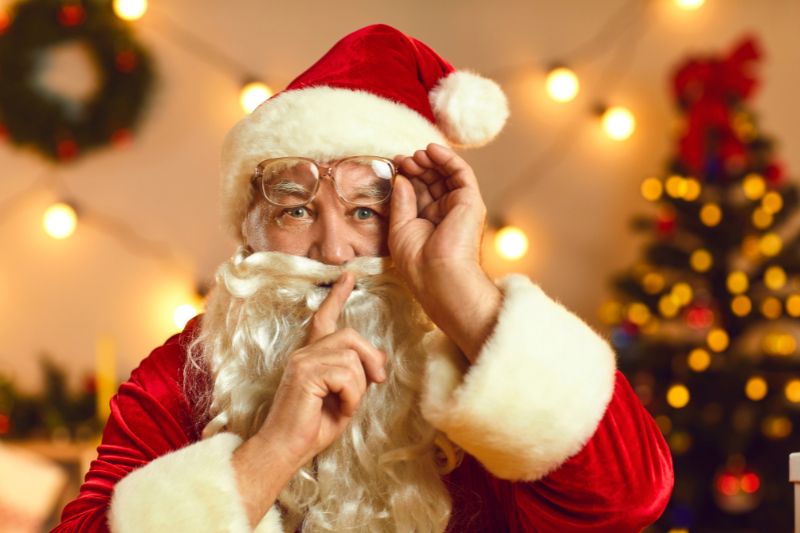 Secret Santa aziendale: 7 varianti creative per coinvolgere tutto il team